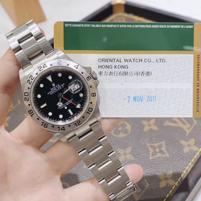 2011 Pre-owned Rolex - 16570 Explorer II Black Superluminova