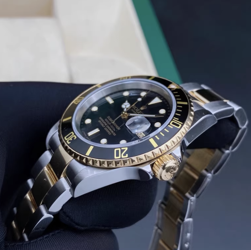 2009 Pre-owned Rolex - 16613LN Black Superluminova Submariner Date 16613 Black Superluminova