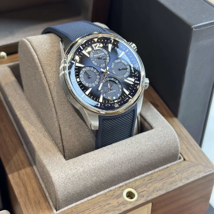2023 Like New Jaeger-LeCoultre - Q9088180 Polaris Perpetual Calendar Stainless Steel / Blue / Bracelet