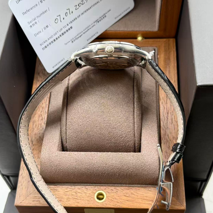 2025 New Jaeger-LeCoultre - 1368430 Master Ultra Thin Moon Stainless Steel / Silver / Alligator